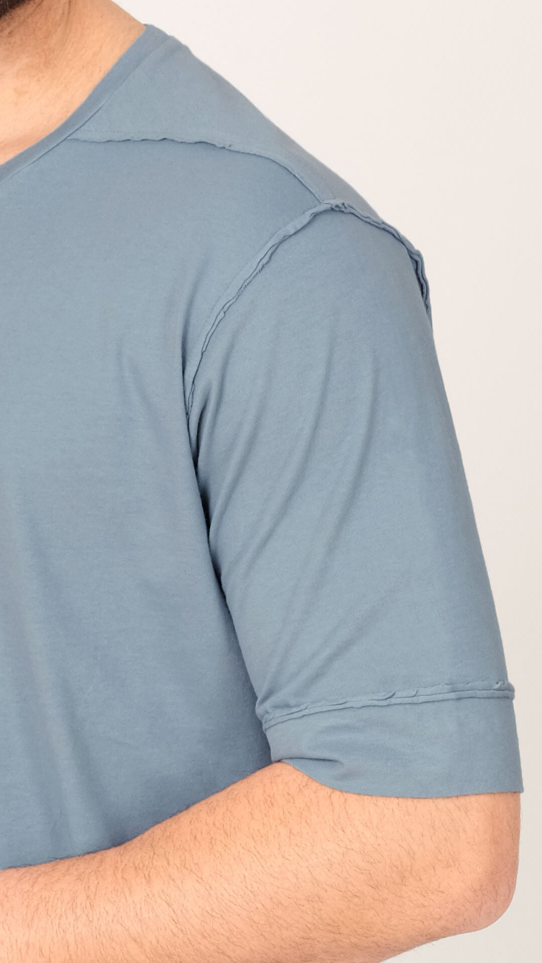 Close-up of External Seams Design
