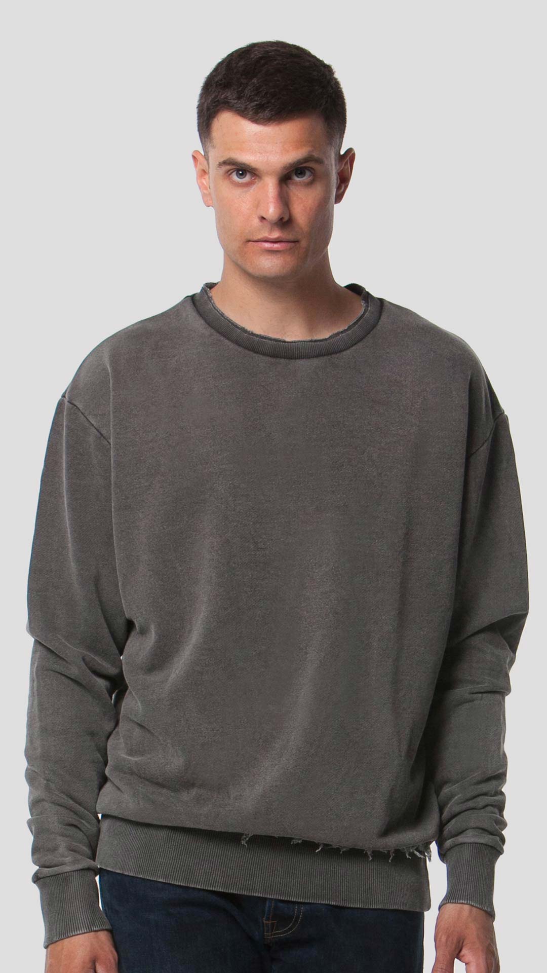 Passenger Sweatshirt in Grey, Front View