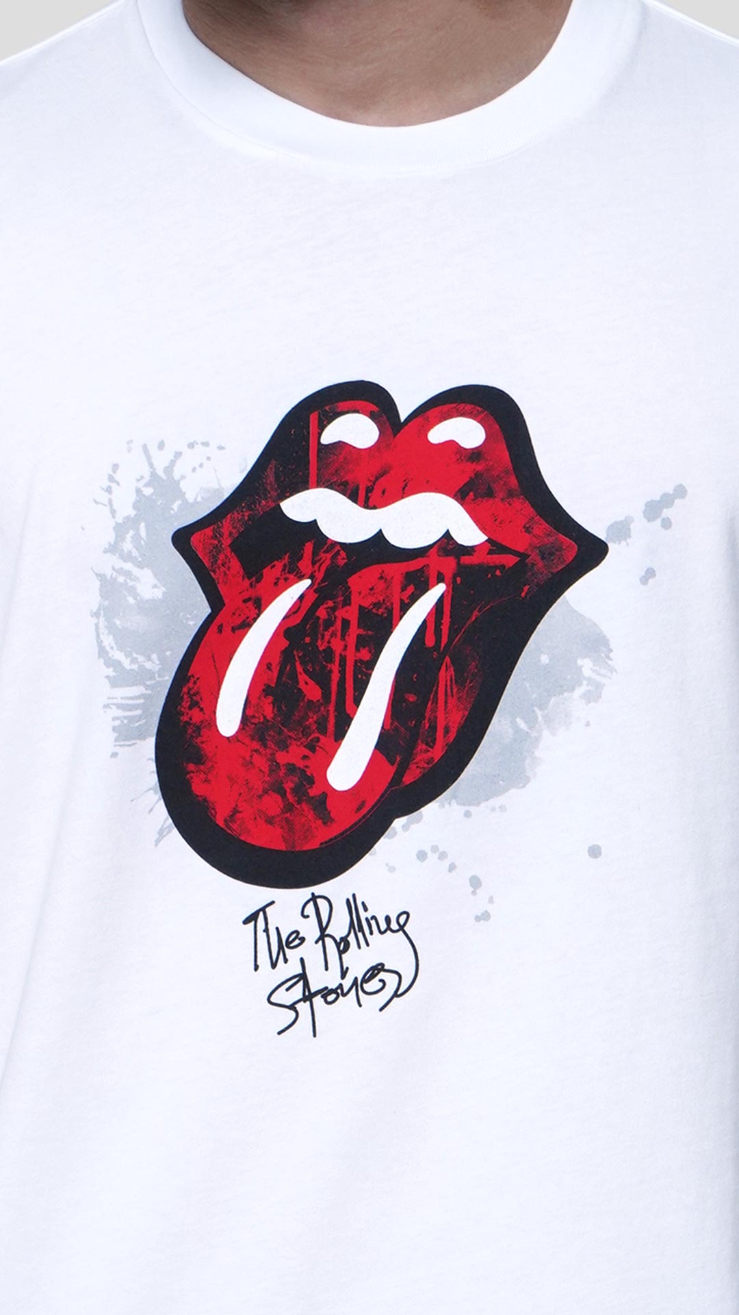 Rolling Stones T-Shirt in White, Close Up